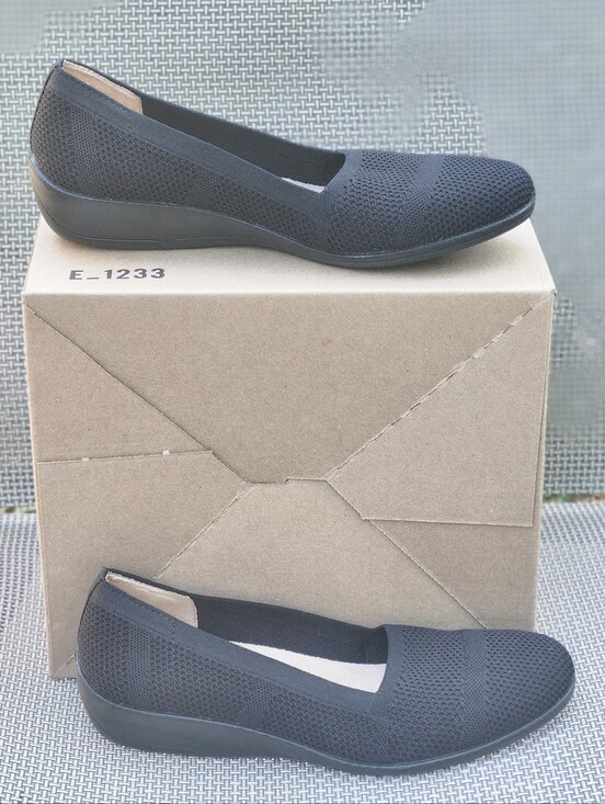 Life Stride Shoes - LifeStride Velocity 2.0 Black Knit Wedge Comfort Flats Size 8.5M